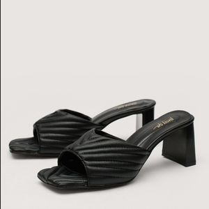 Black Faux Leather Padded Heeled Mules - Nasty Gal Size 39 - Square heel & Toe